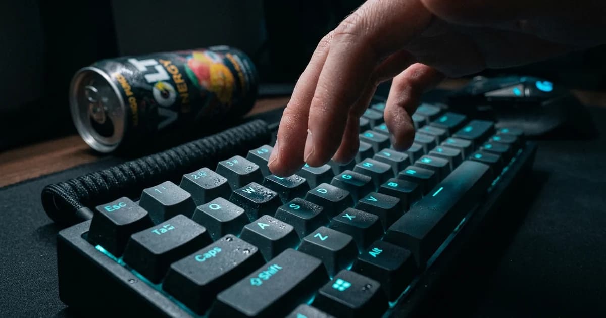 Why Caffeine Makes Your Hands Sweaty and Shaky While Gaming (and the Fix)