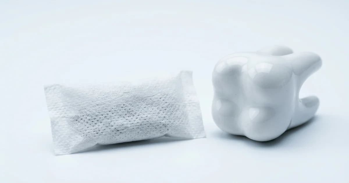 Do Nicotine Pouches Stain Your Teeth? What the Dental Evidence Actually Says