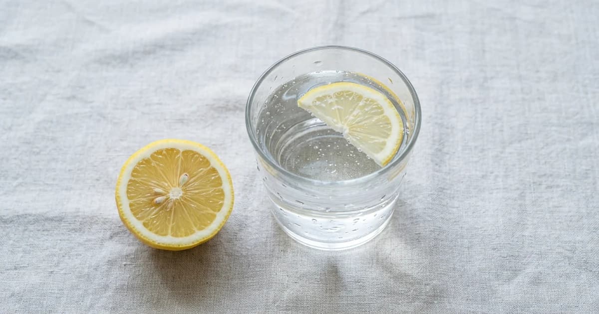 Does Lemon Water Break a Fast? It Depends on the Goal
